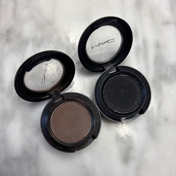 MAC - Picture 1 of 2